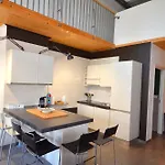 Dora Park-Porta Susa Private Parking&Netflix
